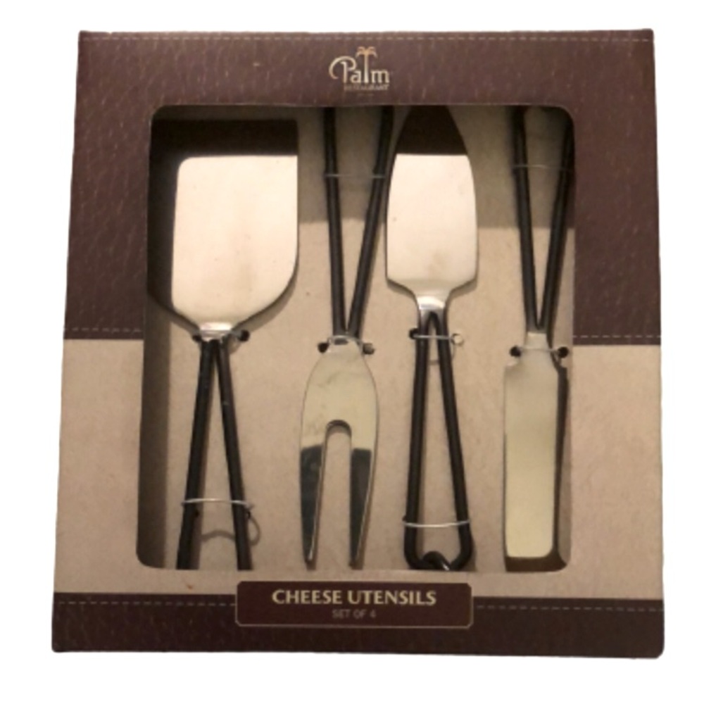 PALM CHEESE UTENSILS •NWT